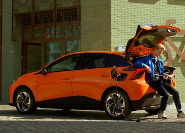 03-MG4-sitting-back.jpg (optimized_original)