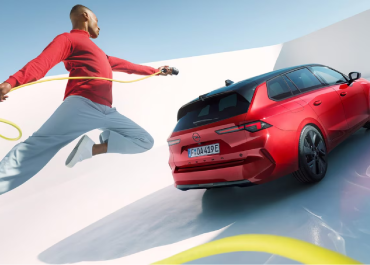 Astra Sports Tourer-01